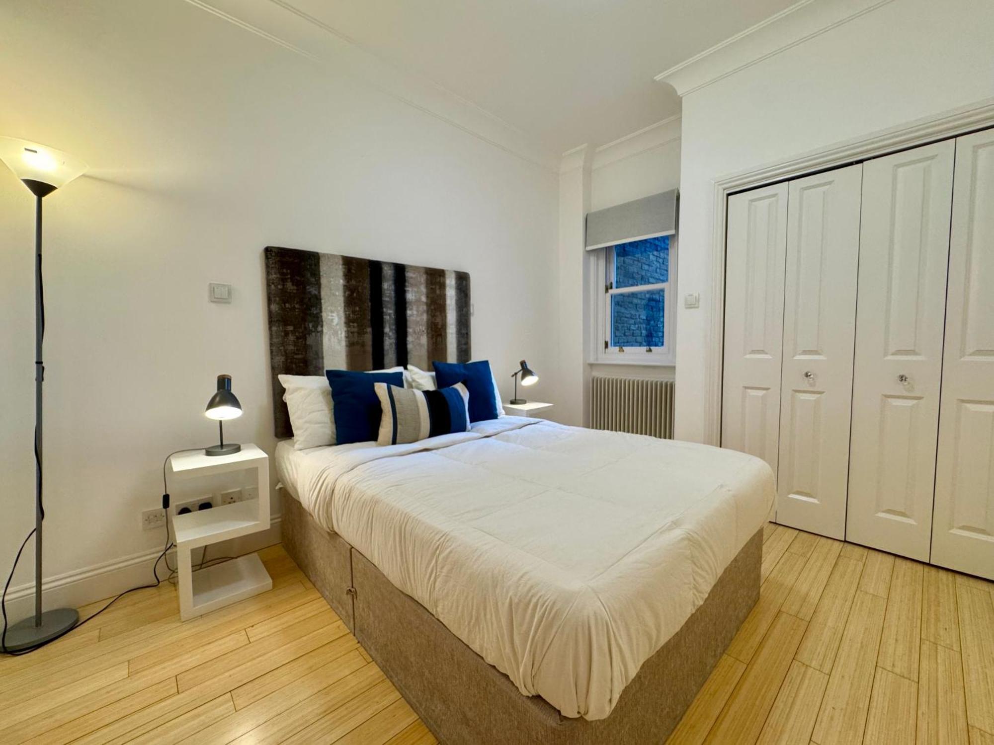 Knightsbridge Harrods 2 Bed 2 Bath With Terrace *