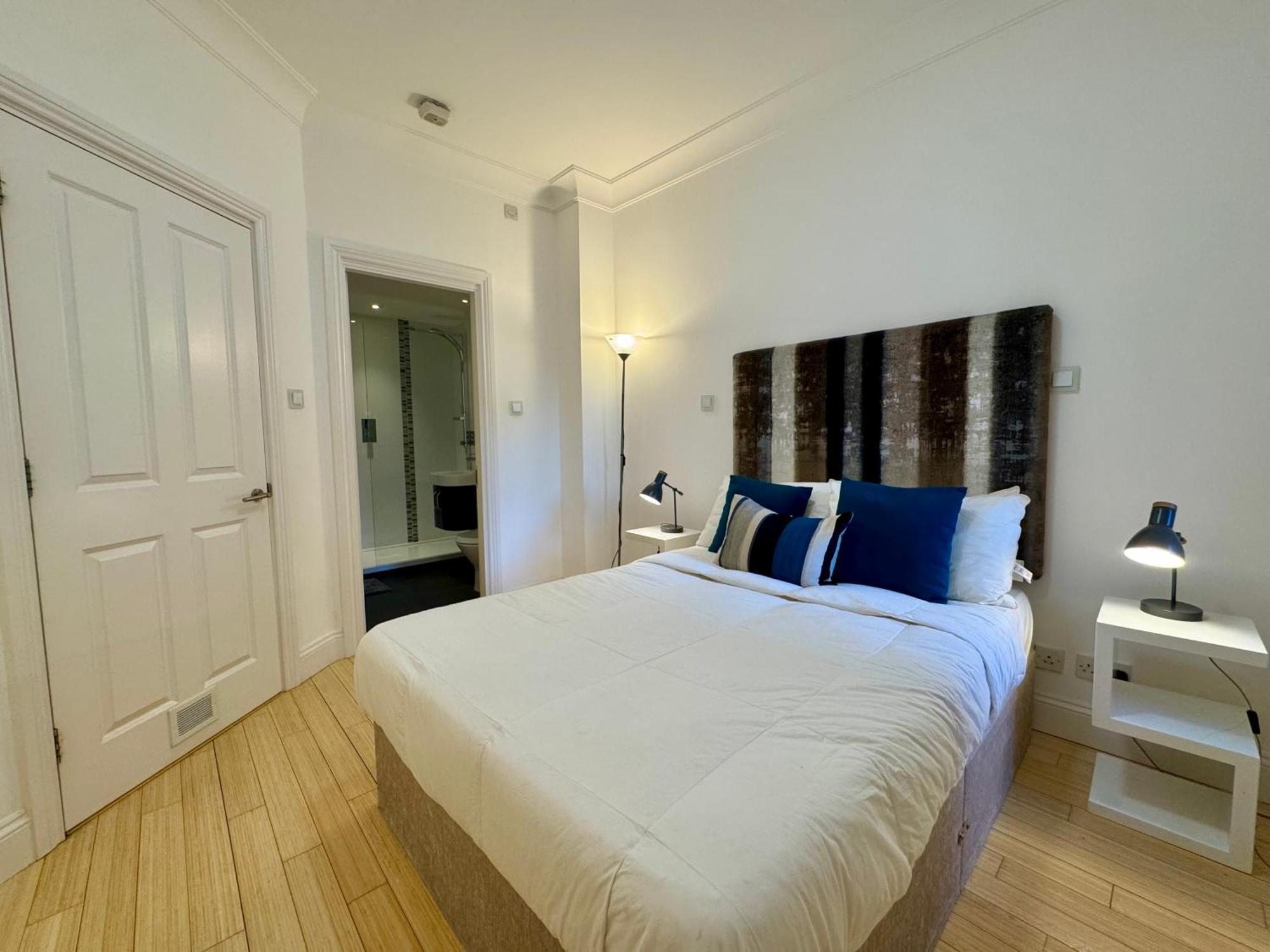 Knightsbridge Harrods 2 Bed 2 Bath With Terrace * Londres