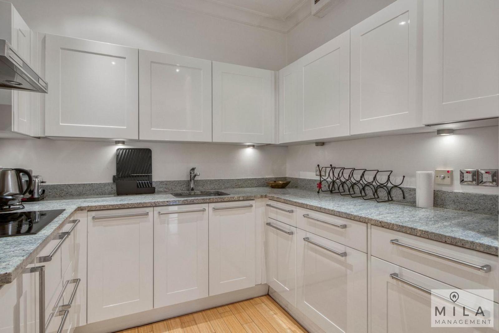 Appartement Knightsbridge Harrods 2 Bed 2 Bath With Terrace *